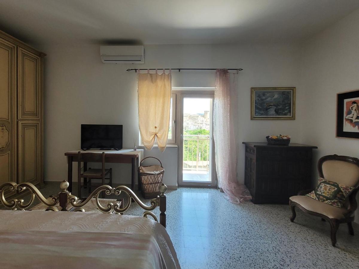 Comfort, Parcheggio E Balcone Su Tricarico In Basilicata, Io Sono Qui Bagian luar foto