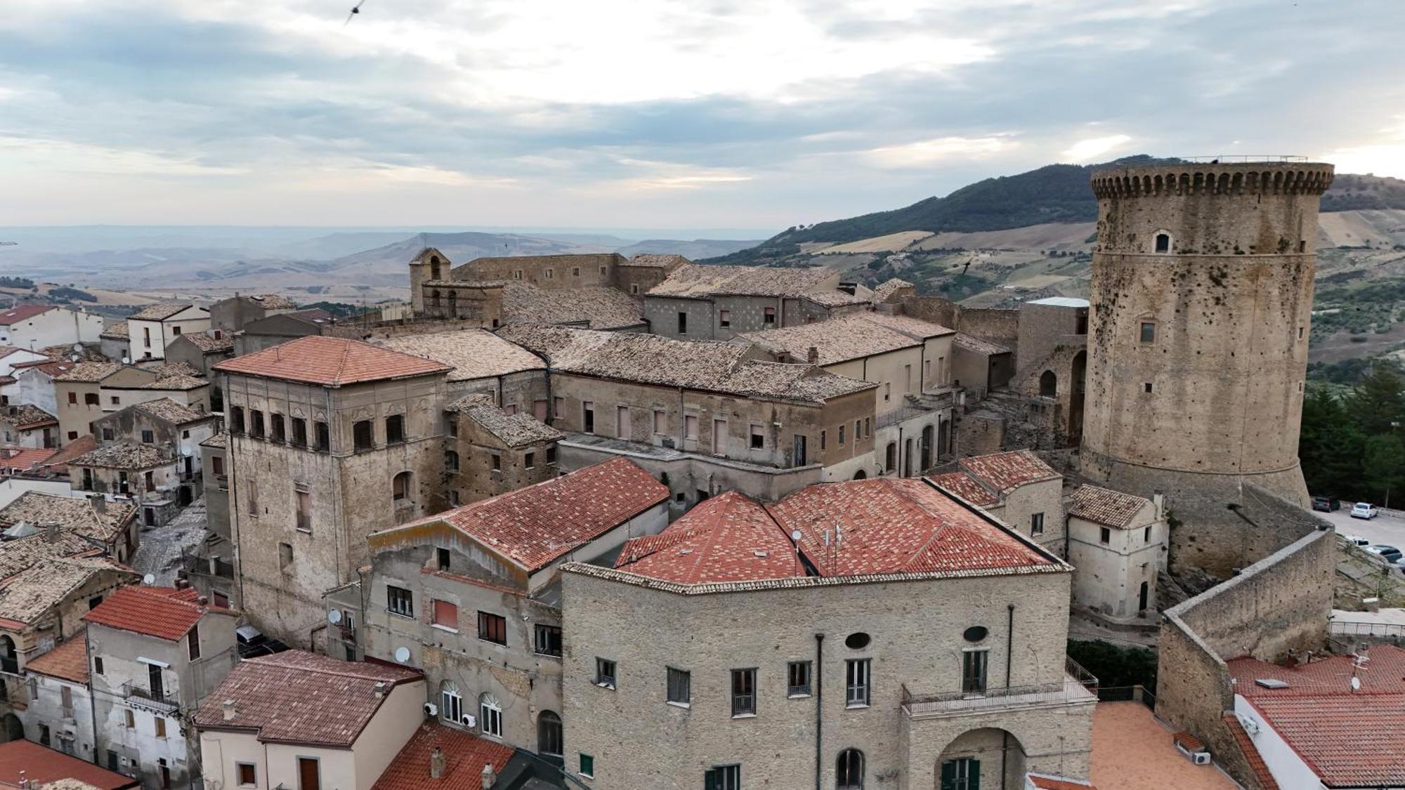 Comfort, Parcheggio E Balcone Su Tricarico In Basilicata, Io Sono Qui Bagian luar foto